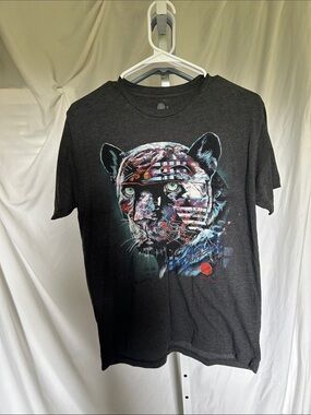 The mountain trippy panther tee